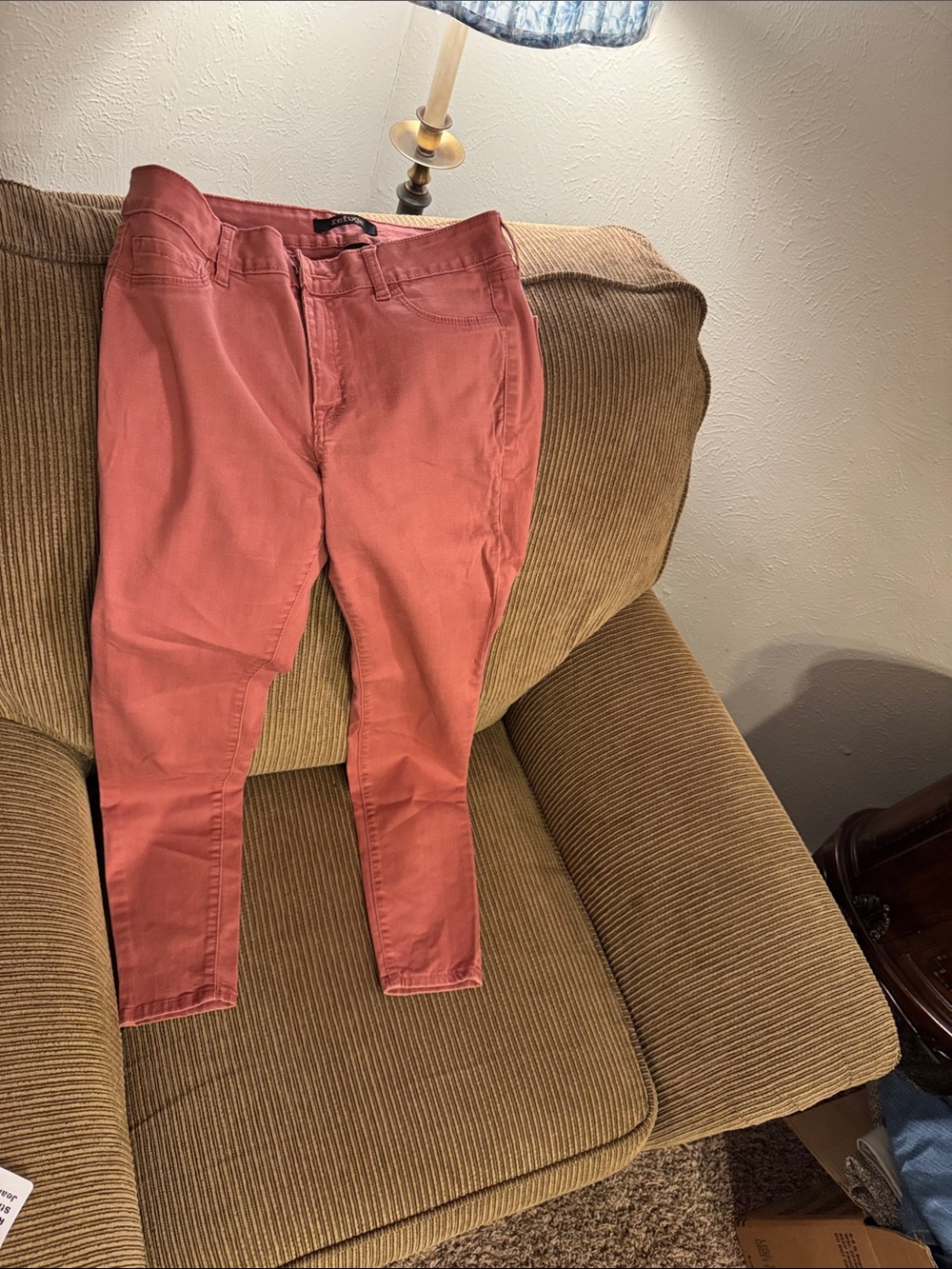 Women’s Refuge Stretch Slim Jeans in Dusty Rose Stretchy Size 8